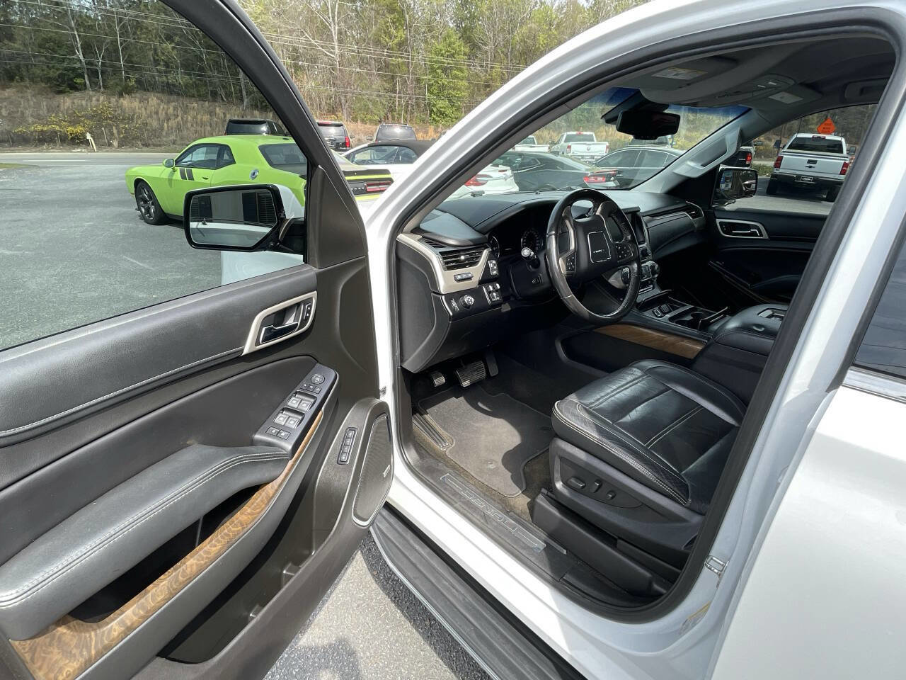 Used 2018 GMC Yukon Denali image 15