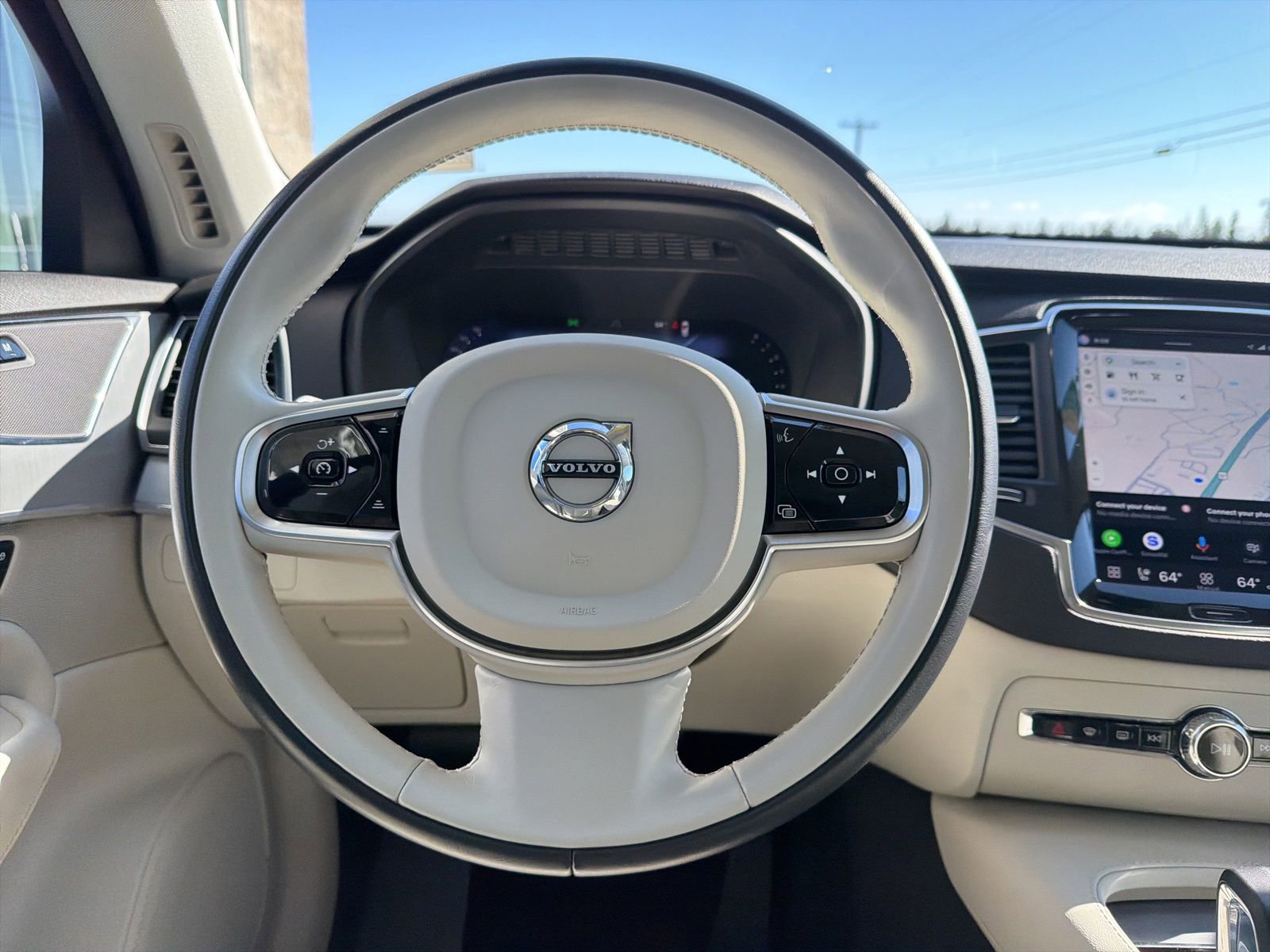 Used 2023 Volvo XC90 B5 Core w/ Protection Package Premier AWD/4WD image 11