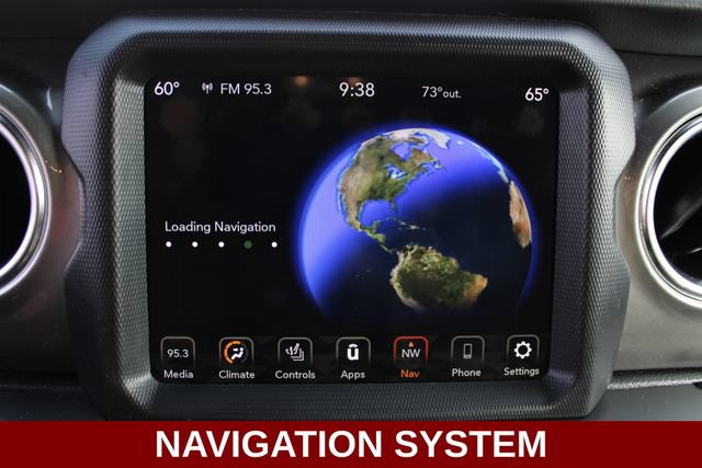 Used 2020 Jeep Wrangler Unlimited Sahara AWD/4WD image 3