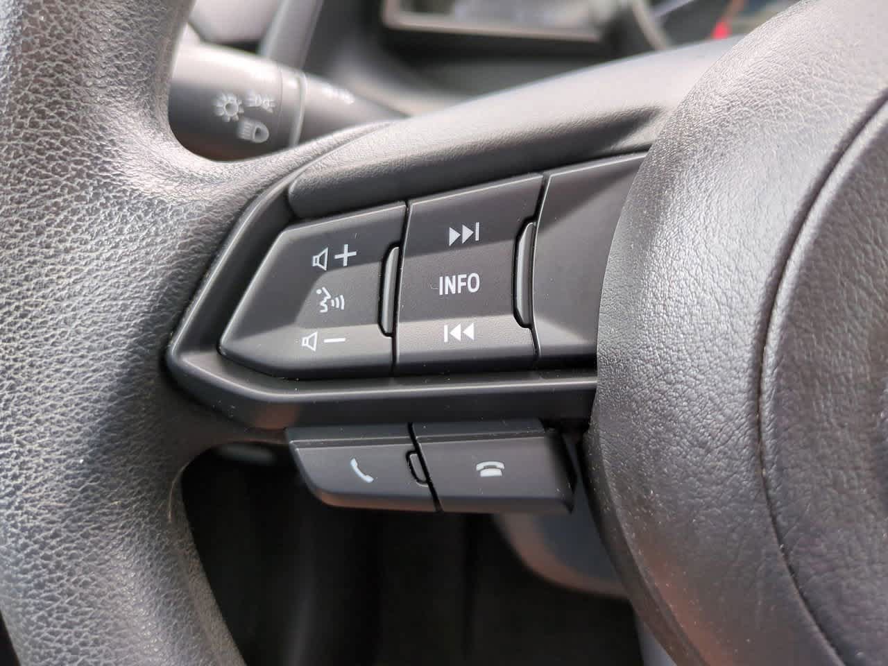 Certified 2019 Toyota Yaris L FWD image 22