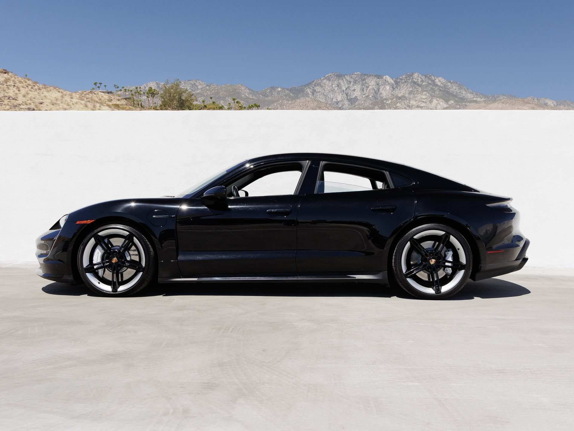 Certified 2021 Porsche Taycan Turbo AWD/4WD image 2