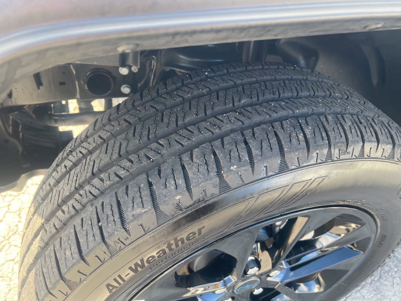 Used 2025 Jeep Wrangler Sahara 4xe image 12