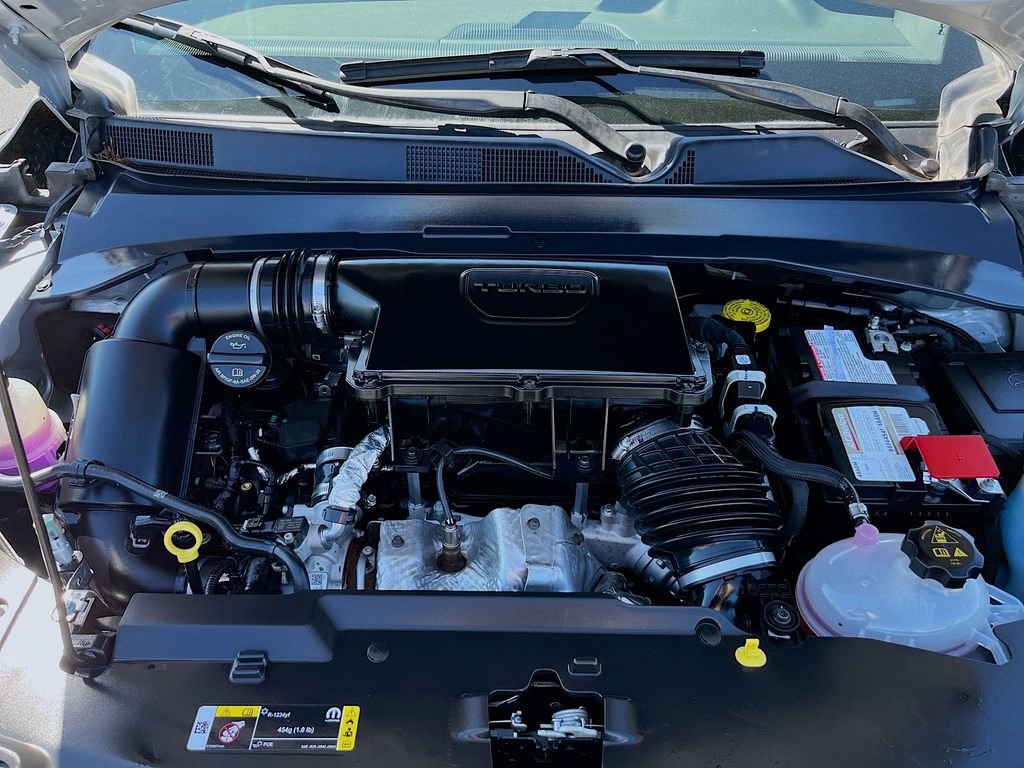 Used 2025 Jeep Compass Latitude image 28