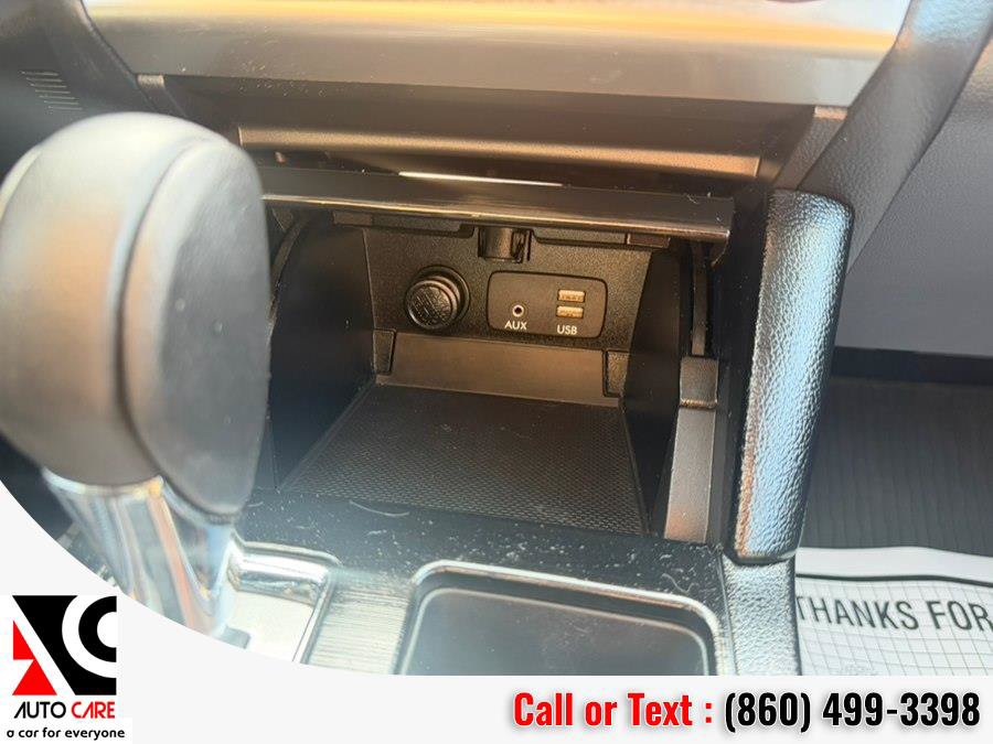 Used 2017 Subaru Outback 2.5i Limited AWD/4WD image 25