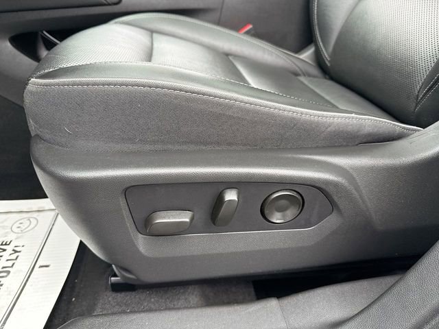 Used 2021 Buick Envision Essence w/ Technology Package I AWD/4WD image 12