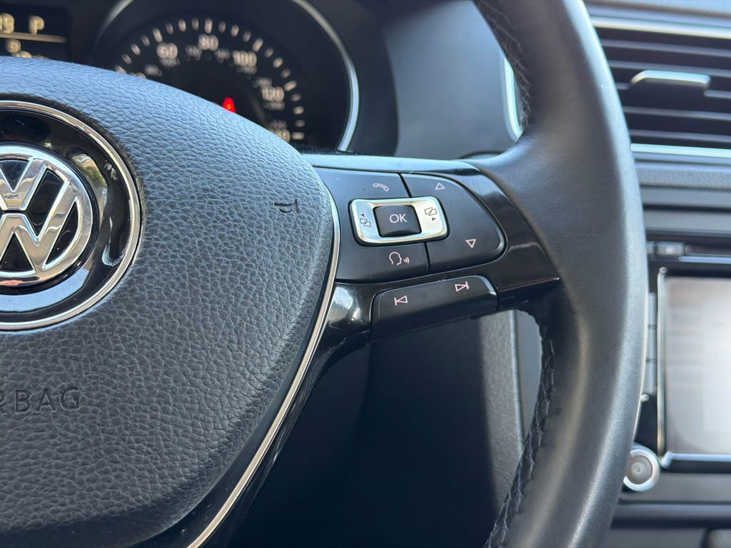 Used 2015 Volkswagen Jetta SE image 18