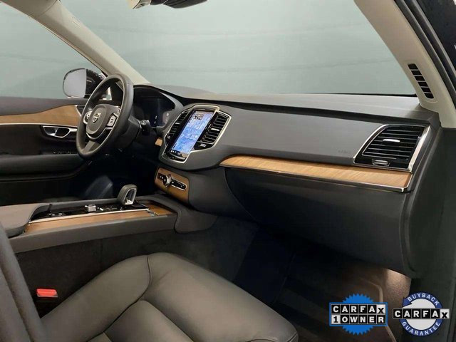 Used 2025 Volvo XC90 B6 Plus image 25