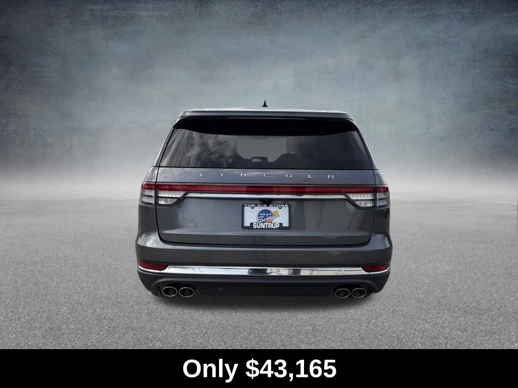 Used 2023 Lincoln Aviator Reserve image 4