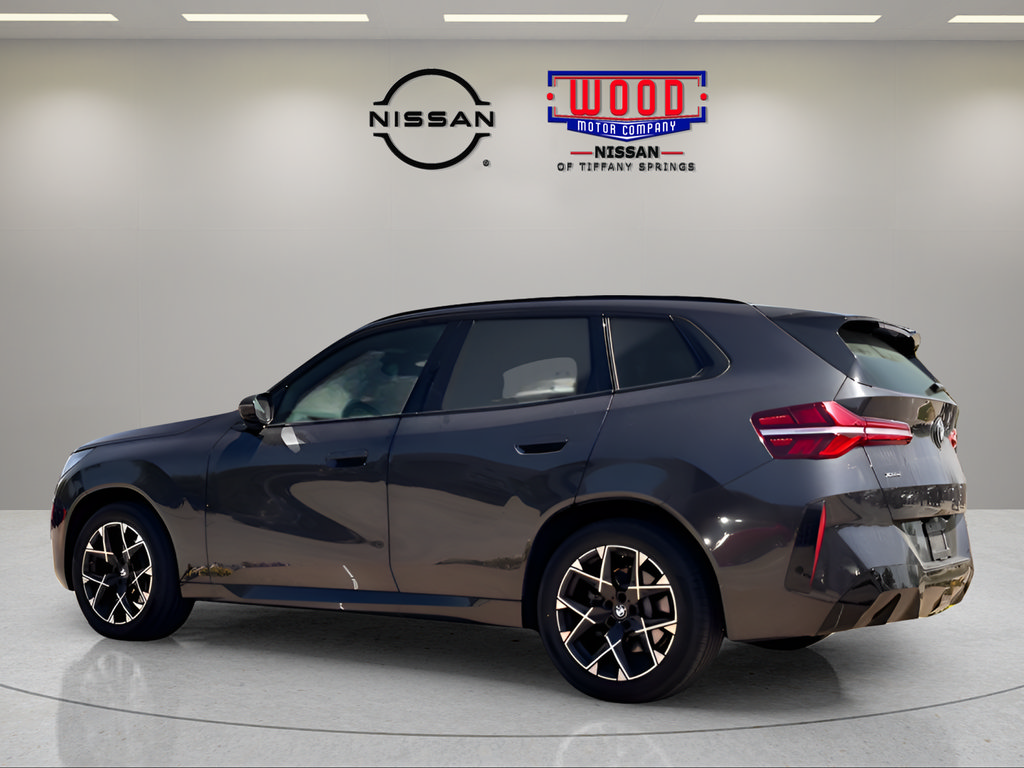 Used 2025 BMW X3 xDrive30i AWD/4WD image 4