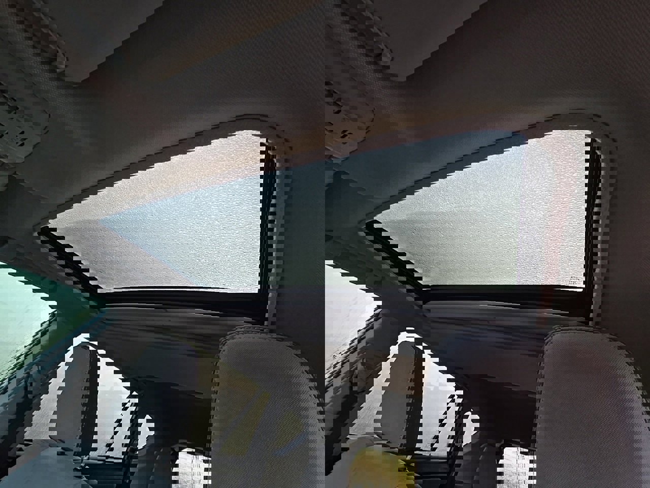 Used 2015 Toyota RAV4 XLE image 27