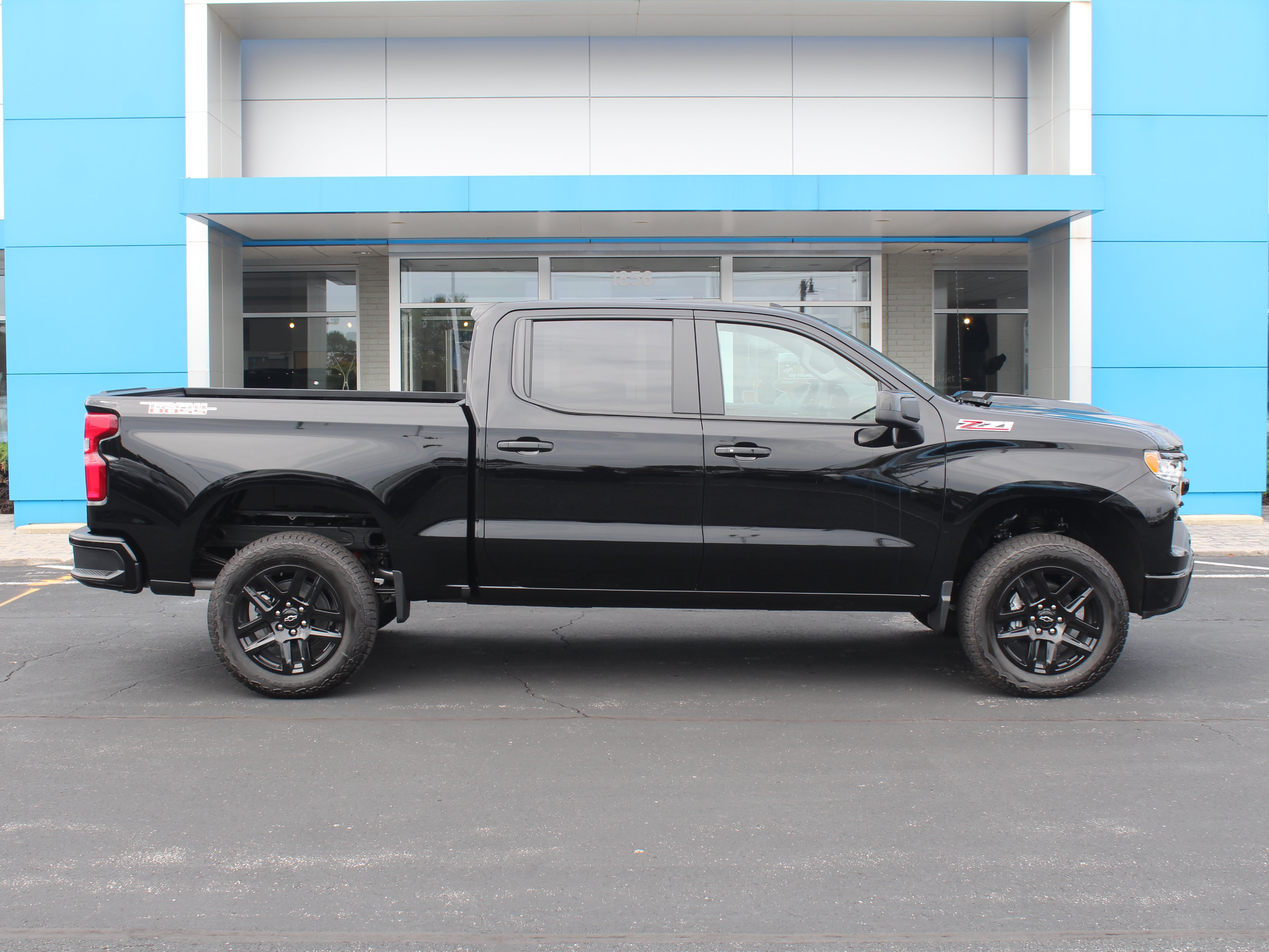 New 2026 Chevrolet Silverado 1500 LT Trail Boss AWD/4WD image 5