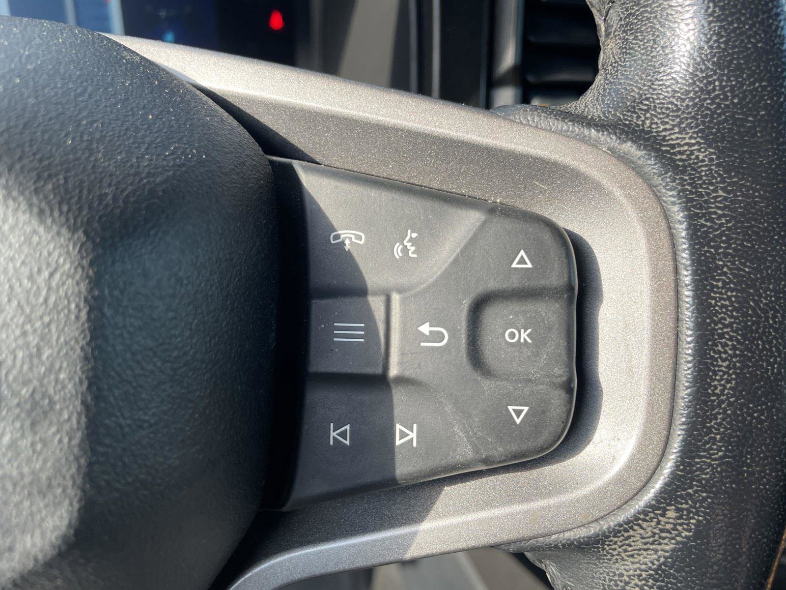 Used 2022 Ford Bronco Badlands image 16