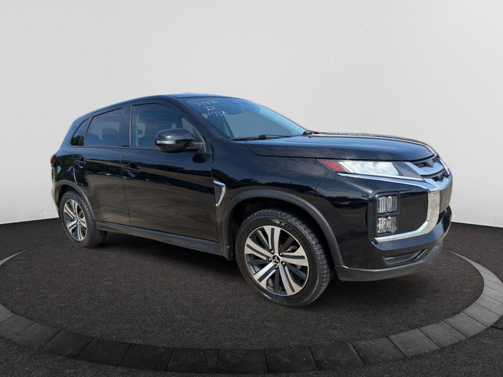 Used 2023 Mitsubishi Outlander Sport SE AWD/4WD image 3