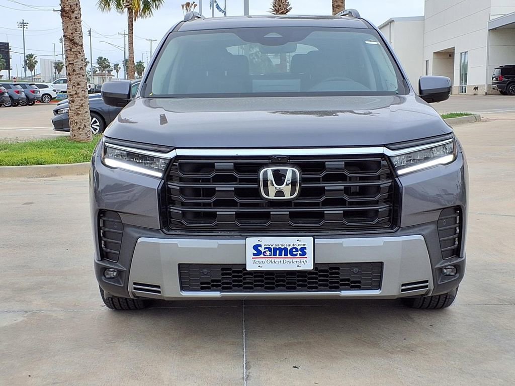 New 2026 Honda Pilot Touring image 2
