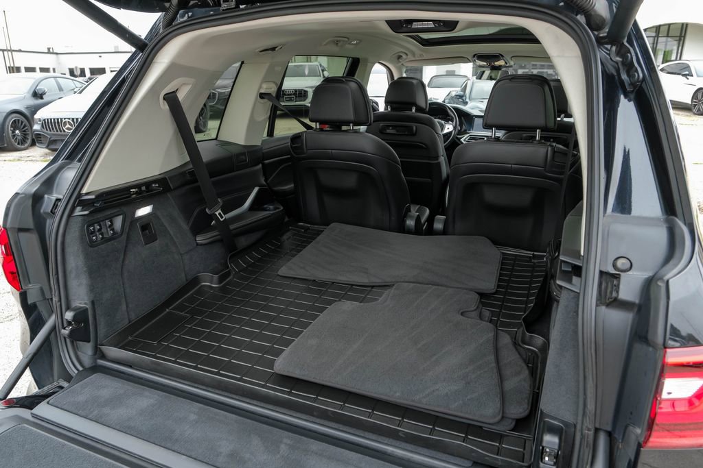 Used 2019 BMW X7 xDrive50i w/ Luxury Seating Package image 69