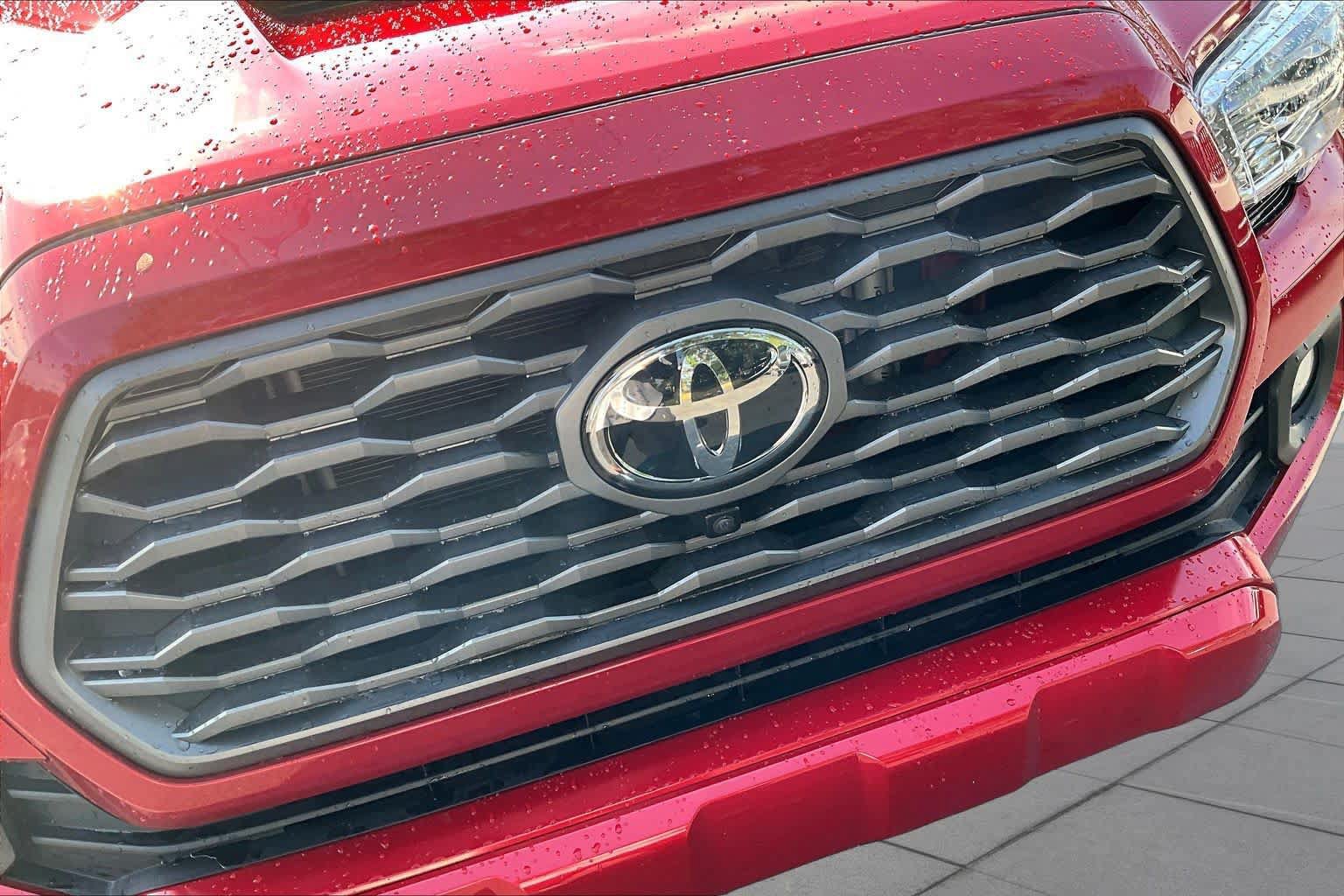 Used 2023 Toyota Tacoma TRD Sport w/ Advanced Technology Package AWD/4WD image 30