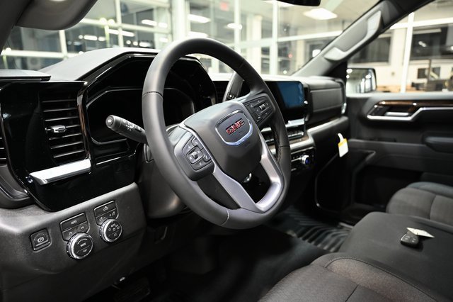 New 2026 GMC Sierra 1500 Elevation image 19