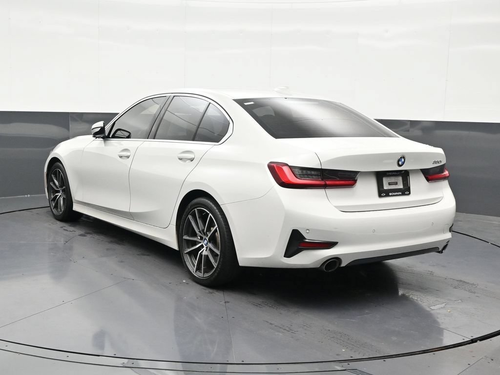 Used 2021 BMW 330i Sedan w/ Convenience Package RWD image 3