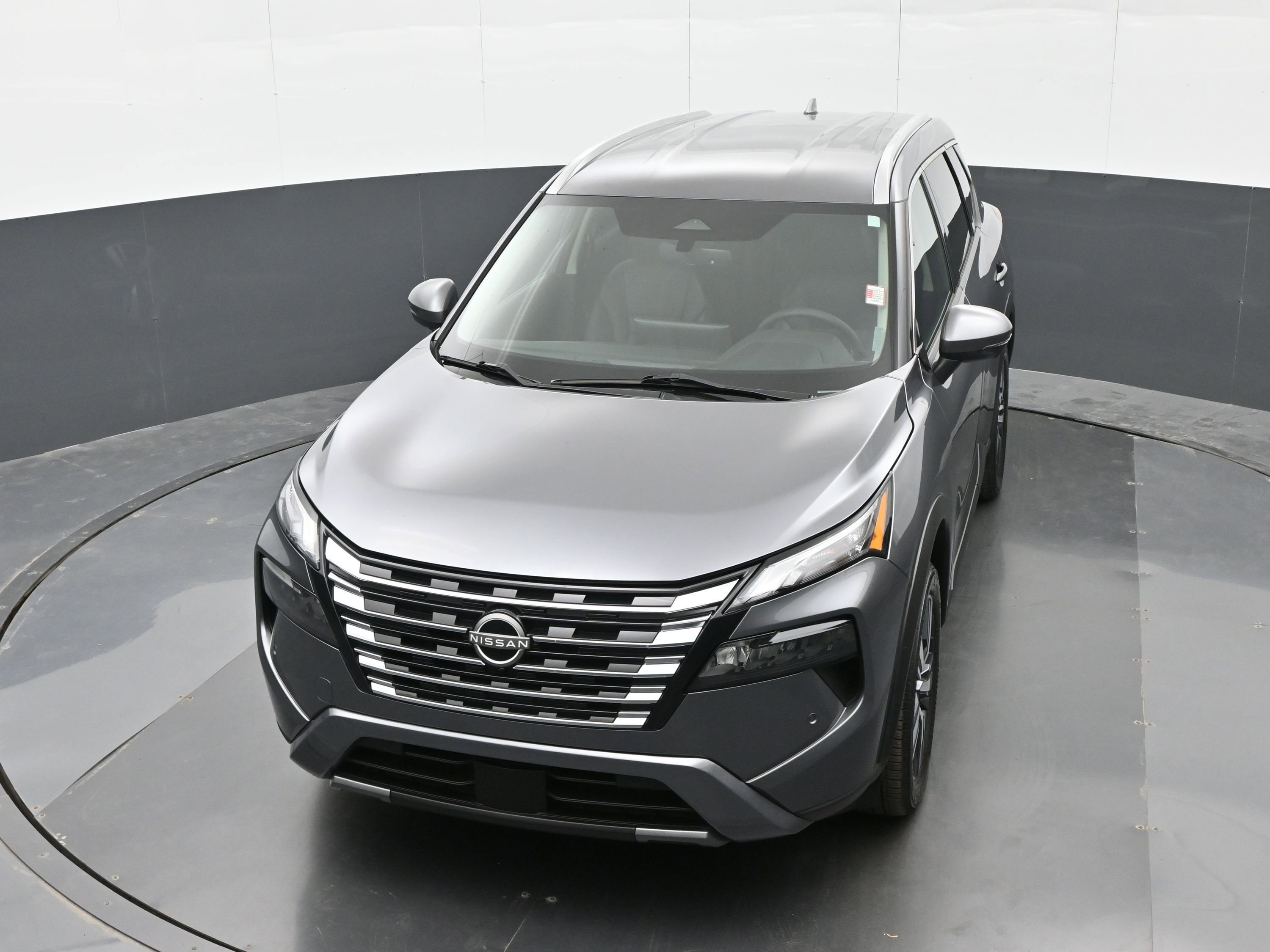 Used 2024 Nissan Rogue SL image 34