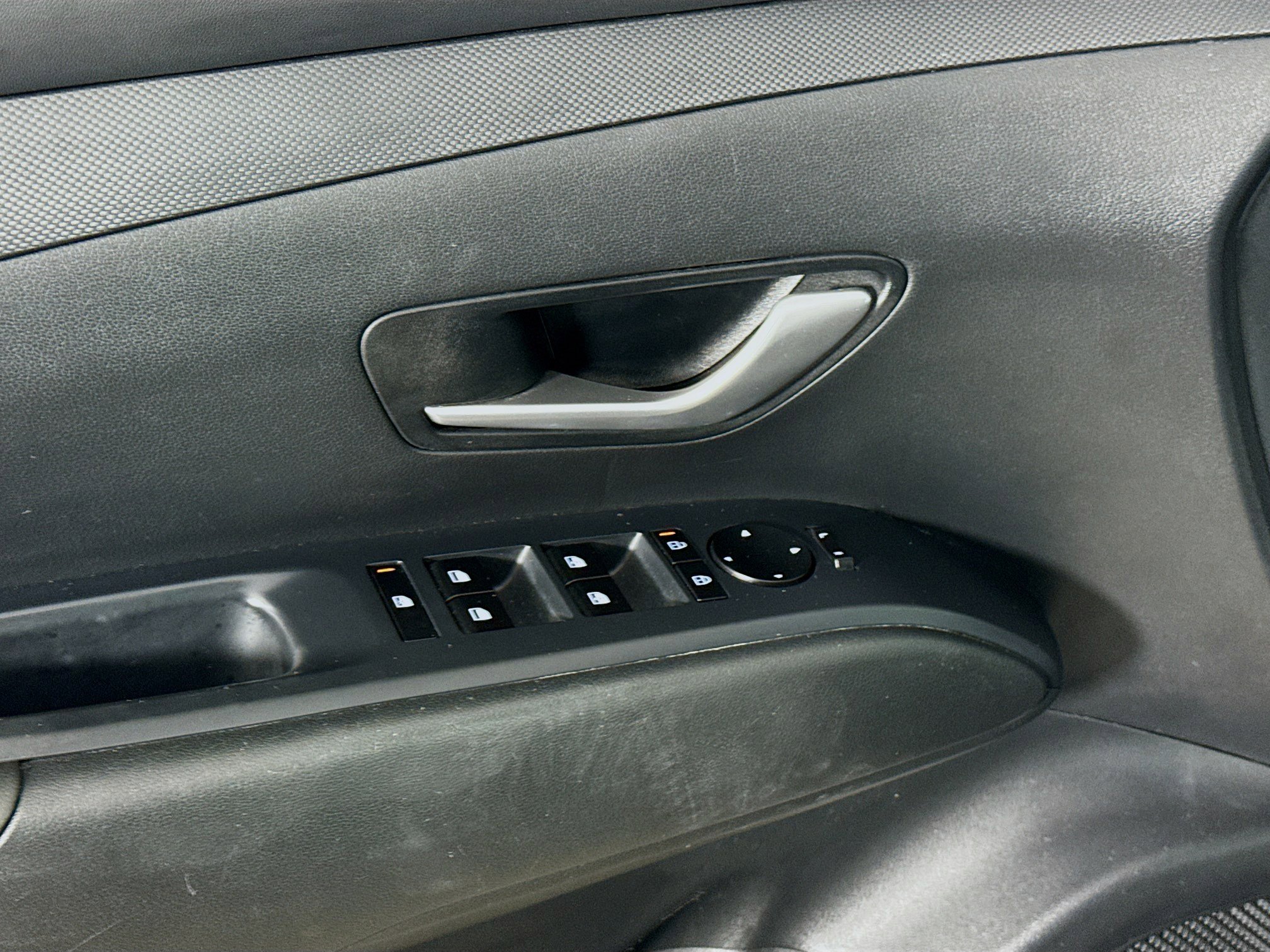 Used 2025 Hyundai Tucson SEL FWD image 24