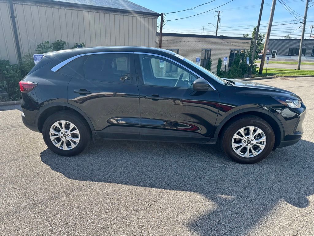 Used 2023 Ford Escape Active AWD/4WD image 6