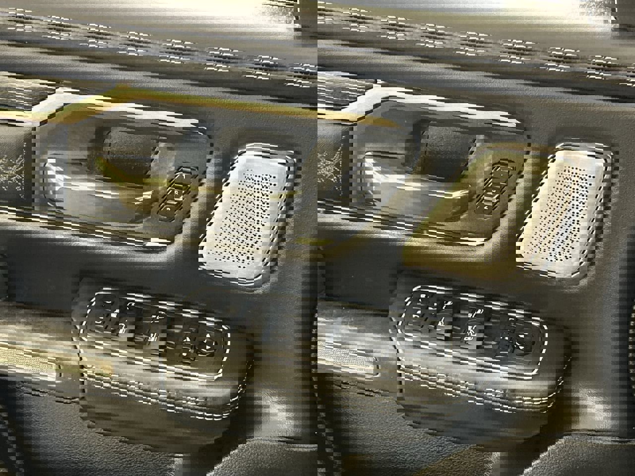 Used 2021 RAM 1500 Limited w/ Night Edition image 20