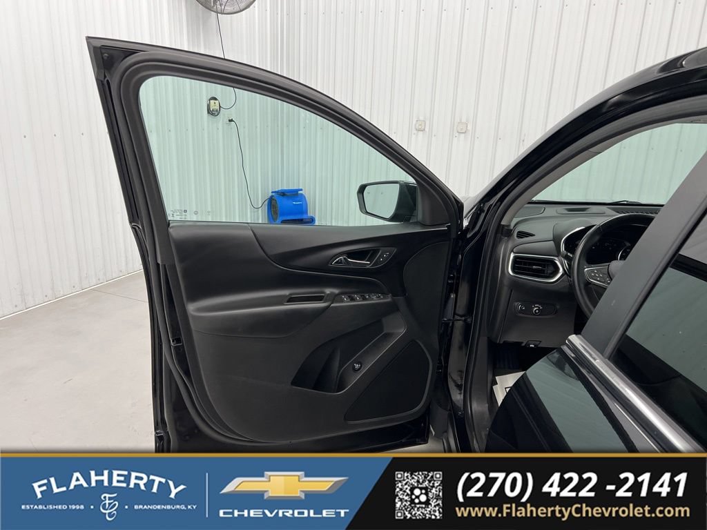 Used 2024 Chevrolet Equinox LT w/ LPO, Floor Liner Package FWD image 8