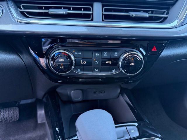 New 2026 Chevrolet Trax ACTIV w/ Driver Confidence Package FWD image 16