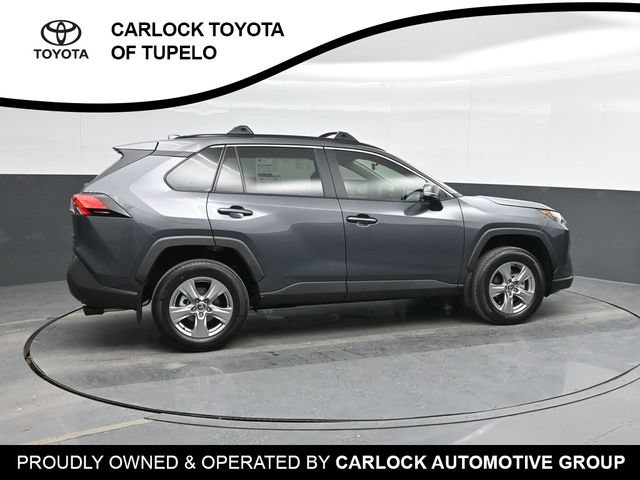 Used 2025 Toyota RAV4 XLE w/ Weather Package AWD/4WD image 4