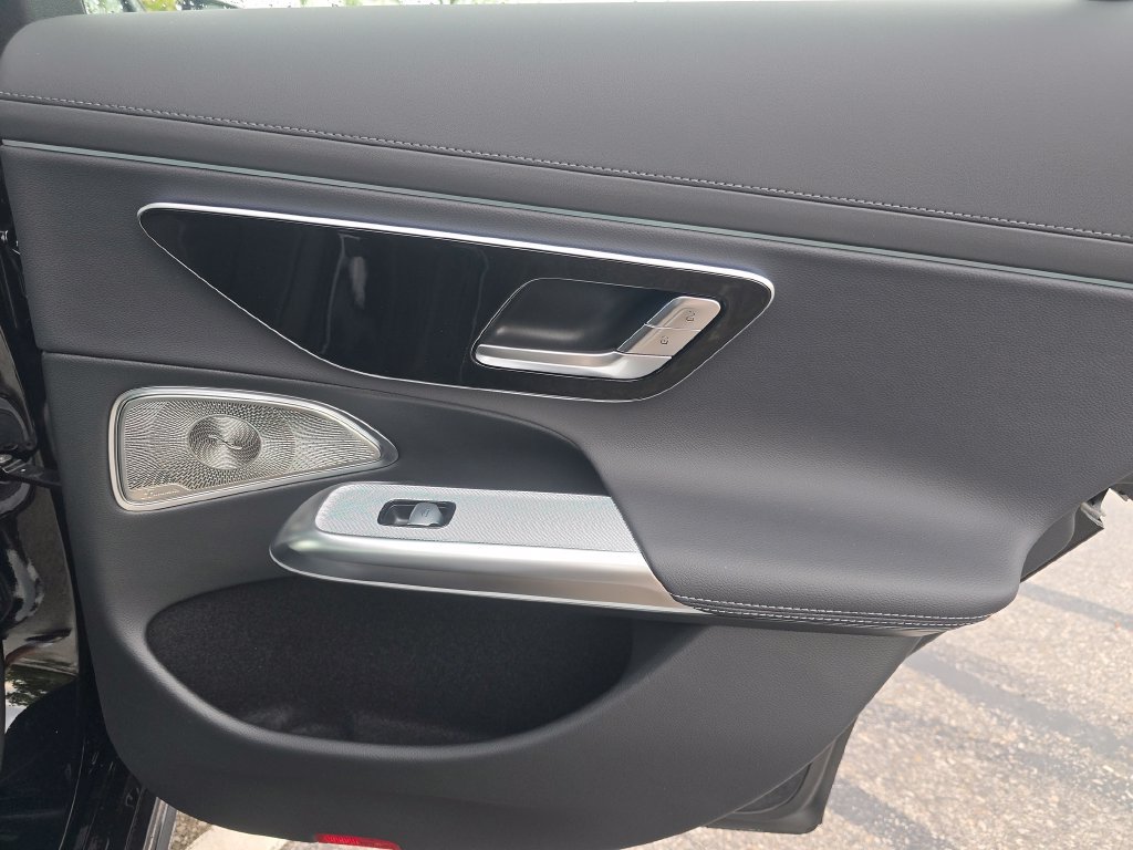 New 2027 Mercedes-Benz E 450 4MATIC Sedan image 22