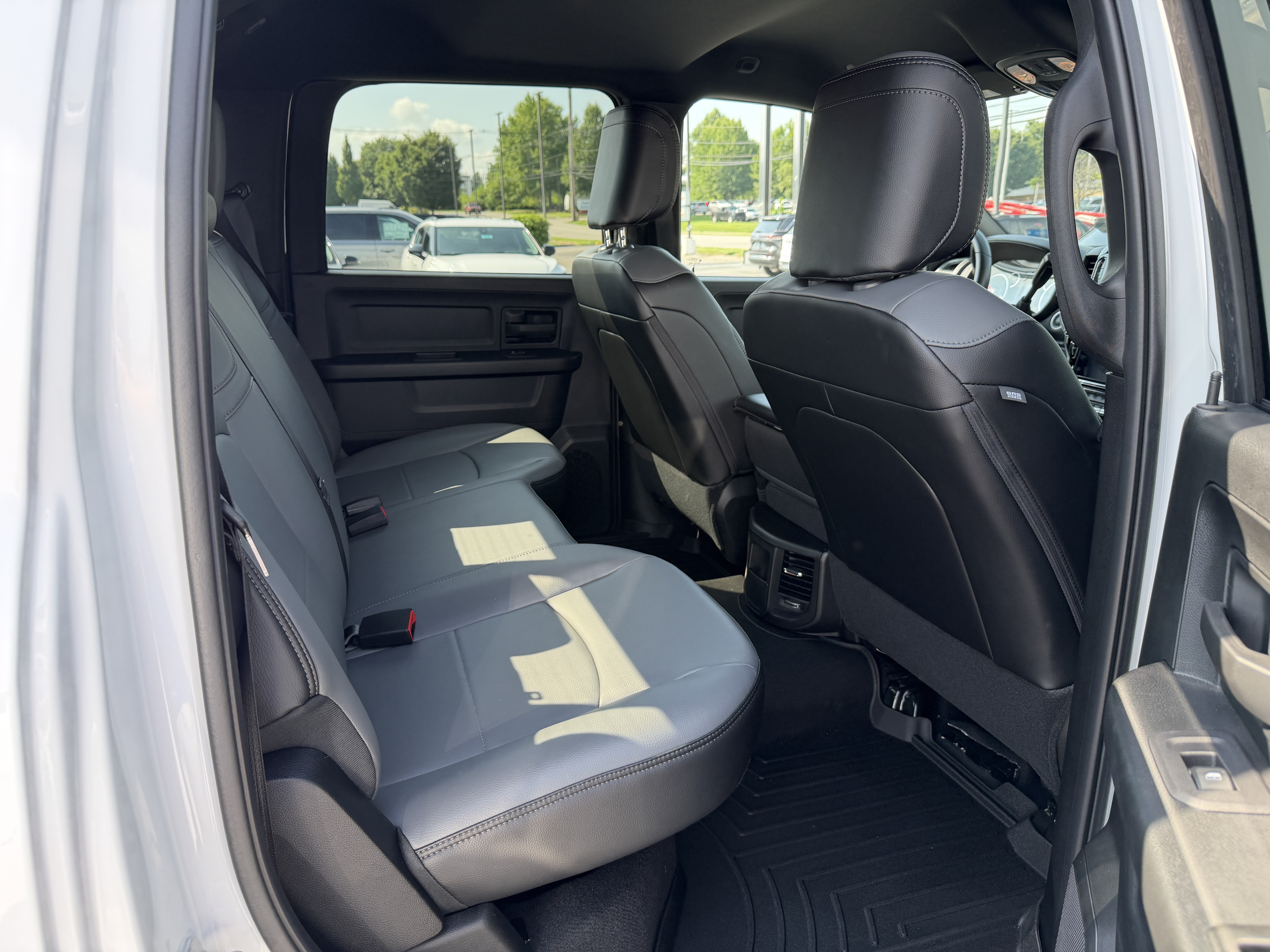 Used 2025 RAM 2500 Tradesman AWD/4WD image 28