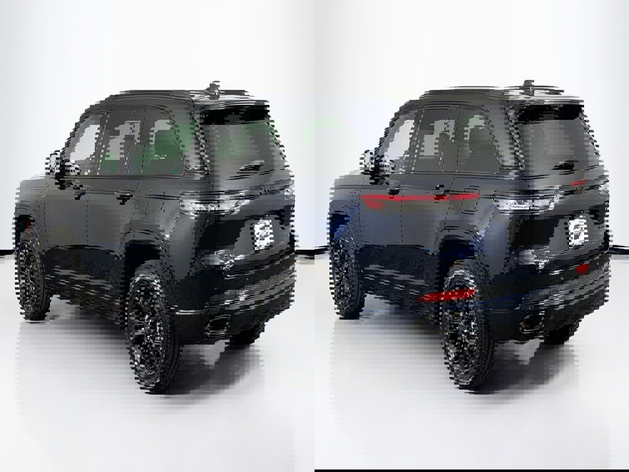 Used 2023 Jeep Grand Cherokee 30th Anniversary image 9