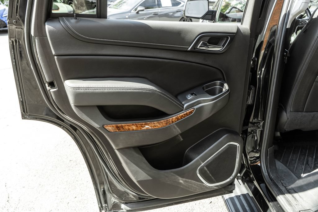 Used 2020 Chevrolet Tahoe Premier w/ RST Edition AWD/4WD image 29