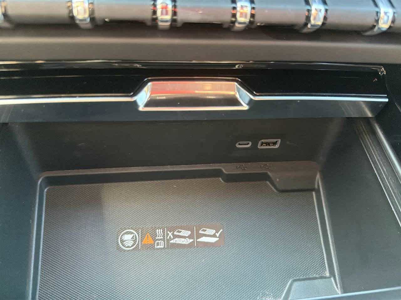 Used 2025 GMC Yukon XL Denali Ultimate image 26