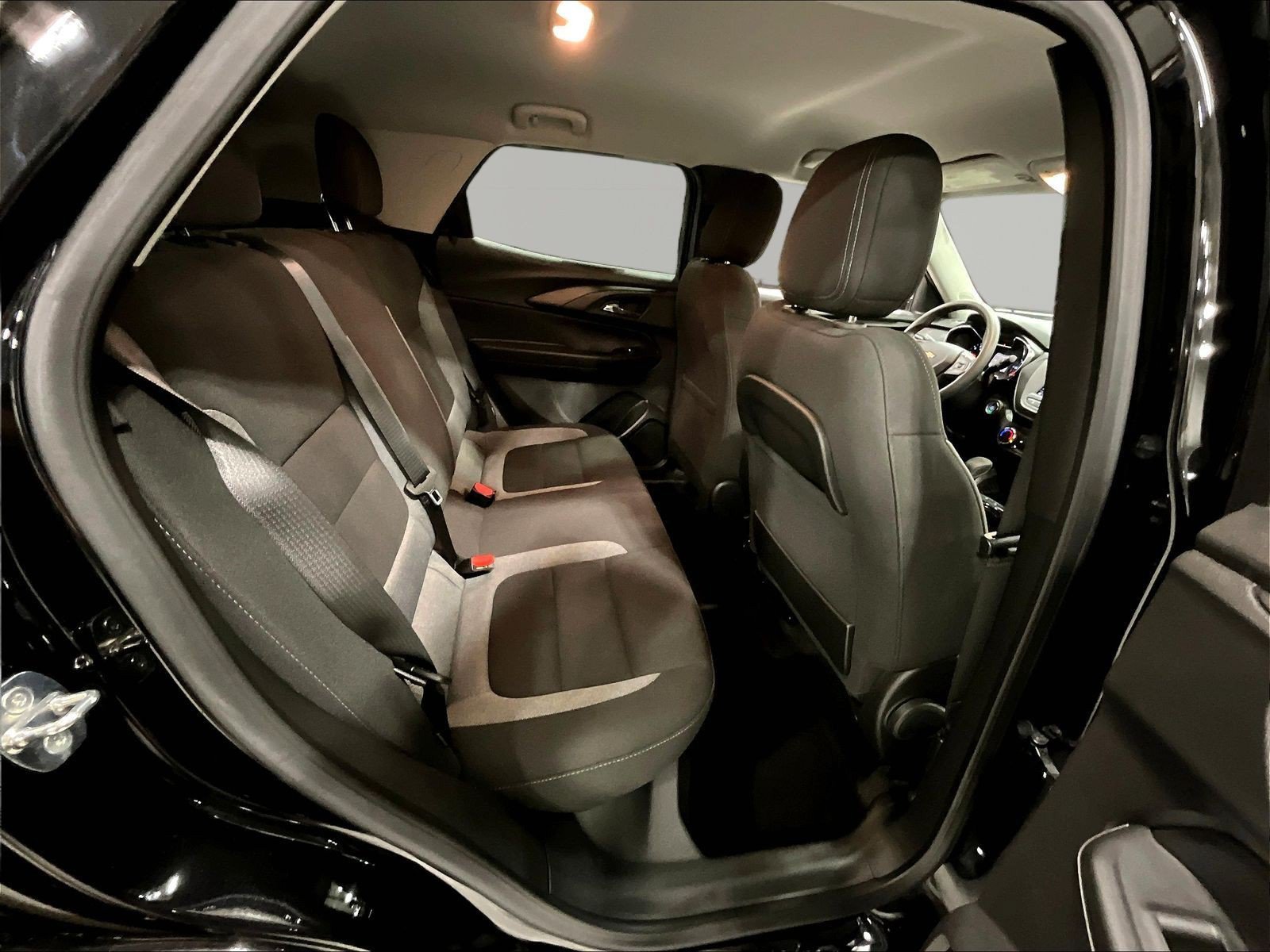 Used 2023 Chevrolet TrailBlazer LT FWD image 25