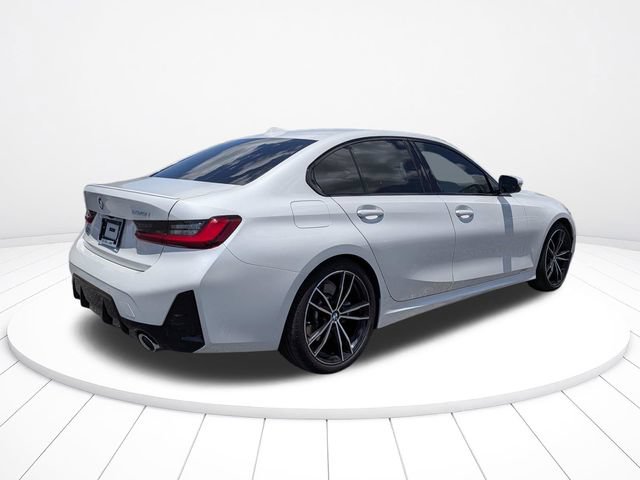 Used 2024 BMW 330i Sedan w/ M Sport Package RWD image 3