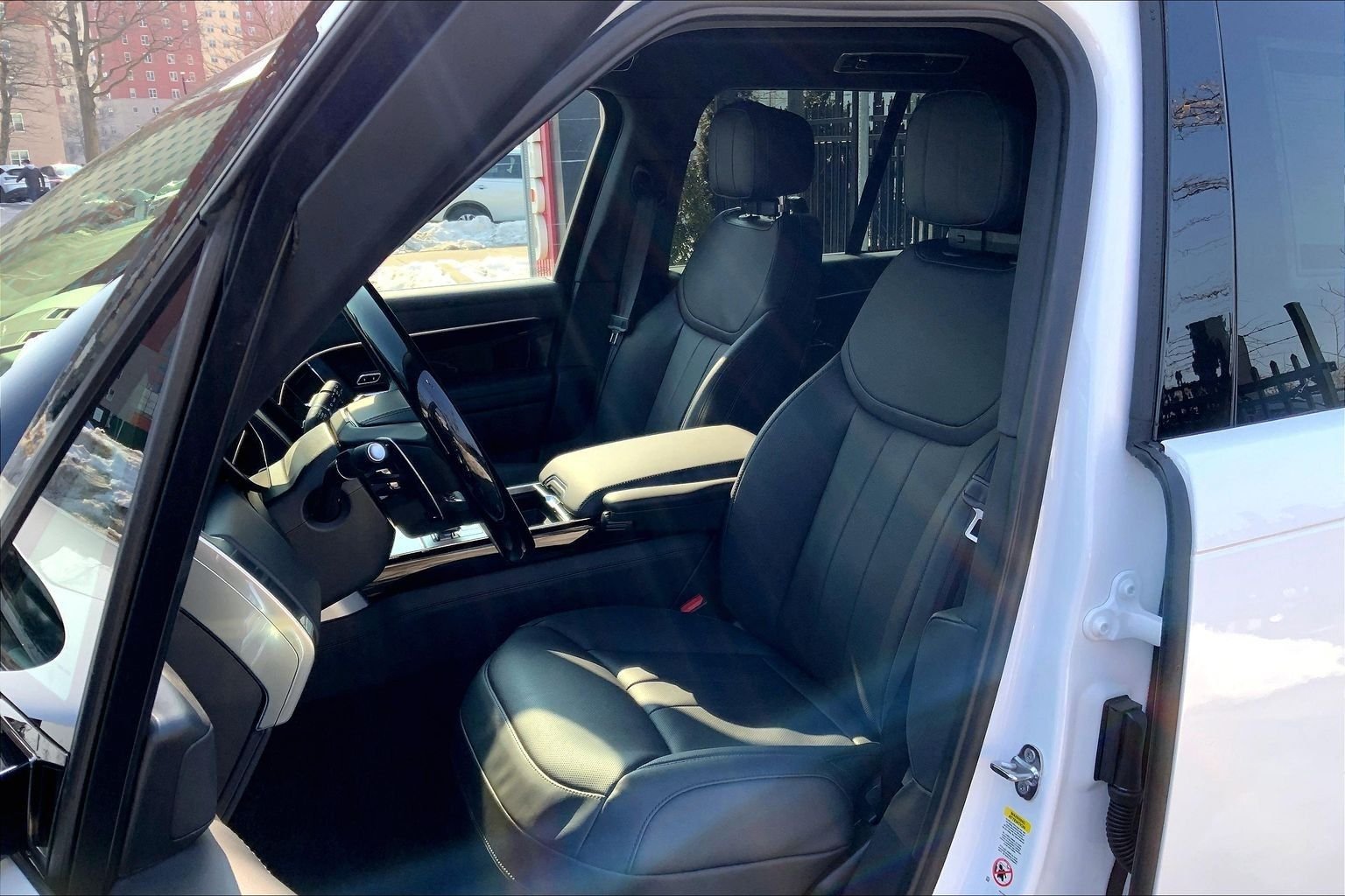 New 2026 Land Rover Range Rover SE AWD/4WD image 9
