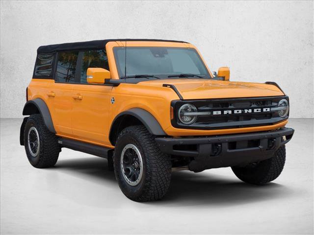 Used 2021 Ford Bronco Outer Banks w/ Sasquatch Package AWD/4WD image 3
