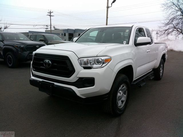 Used 2023 Toyota Tacoma SR w/ SR Convenience Package image 4