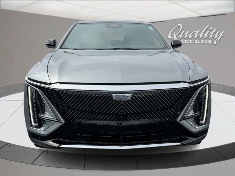 Used 2025 Cadillac Lyriq Luxury w/ LPO, Floor Liner Package AWD/4WD image 10