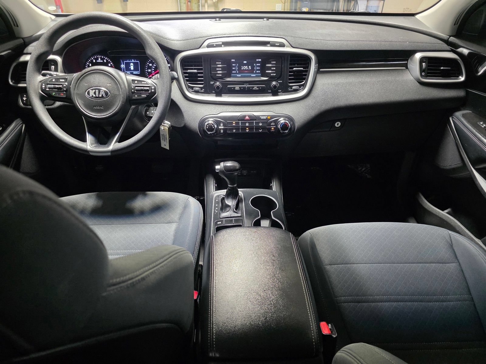 Used 2017 Kia Sorento LX FWD image 19