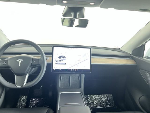 Used 2021 Tesla Model Y Long Range AWD/4WD image 19