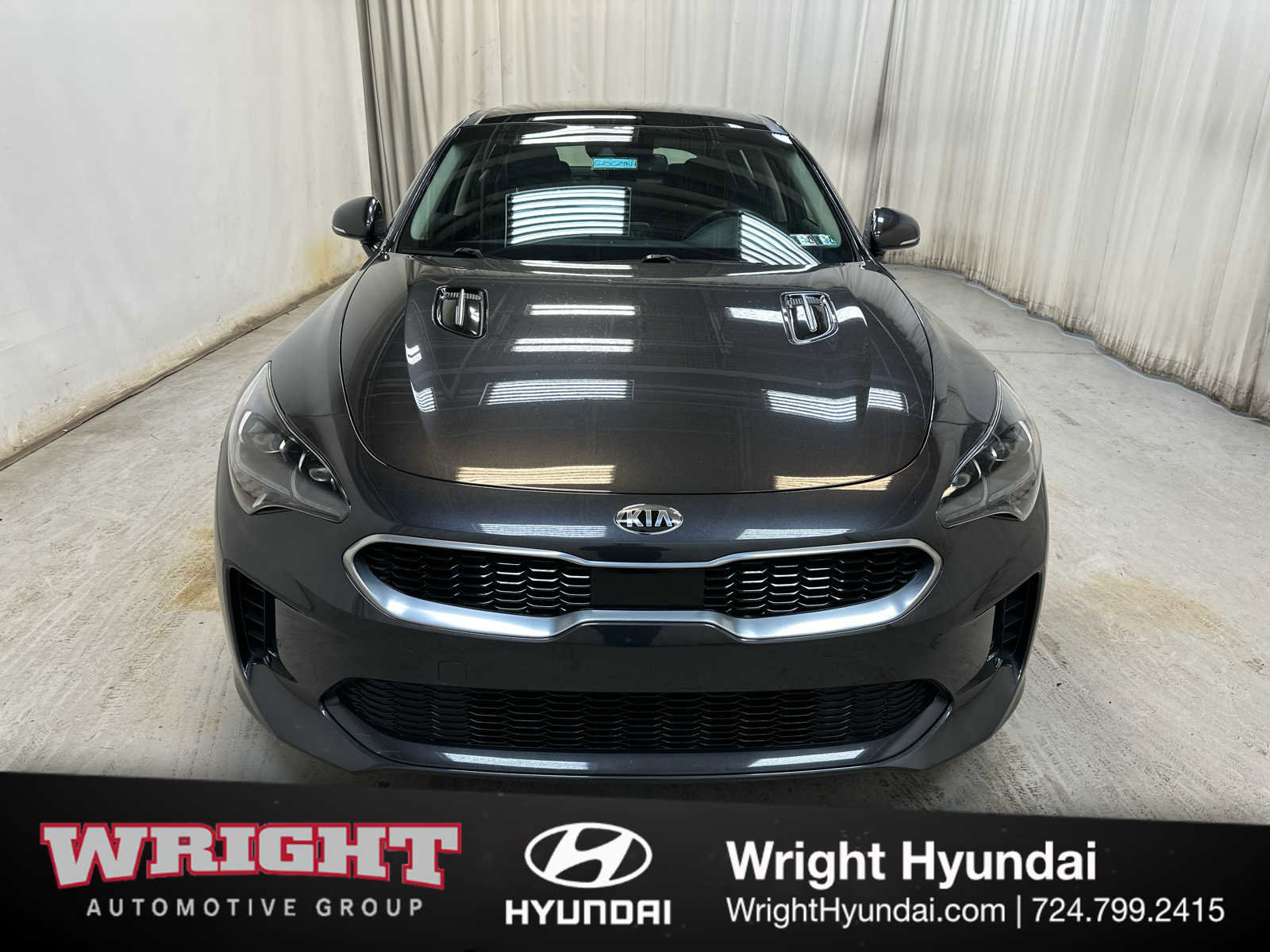 Used 2019 Kia Stinger Premium AWD/4WD image 2