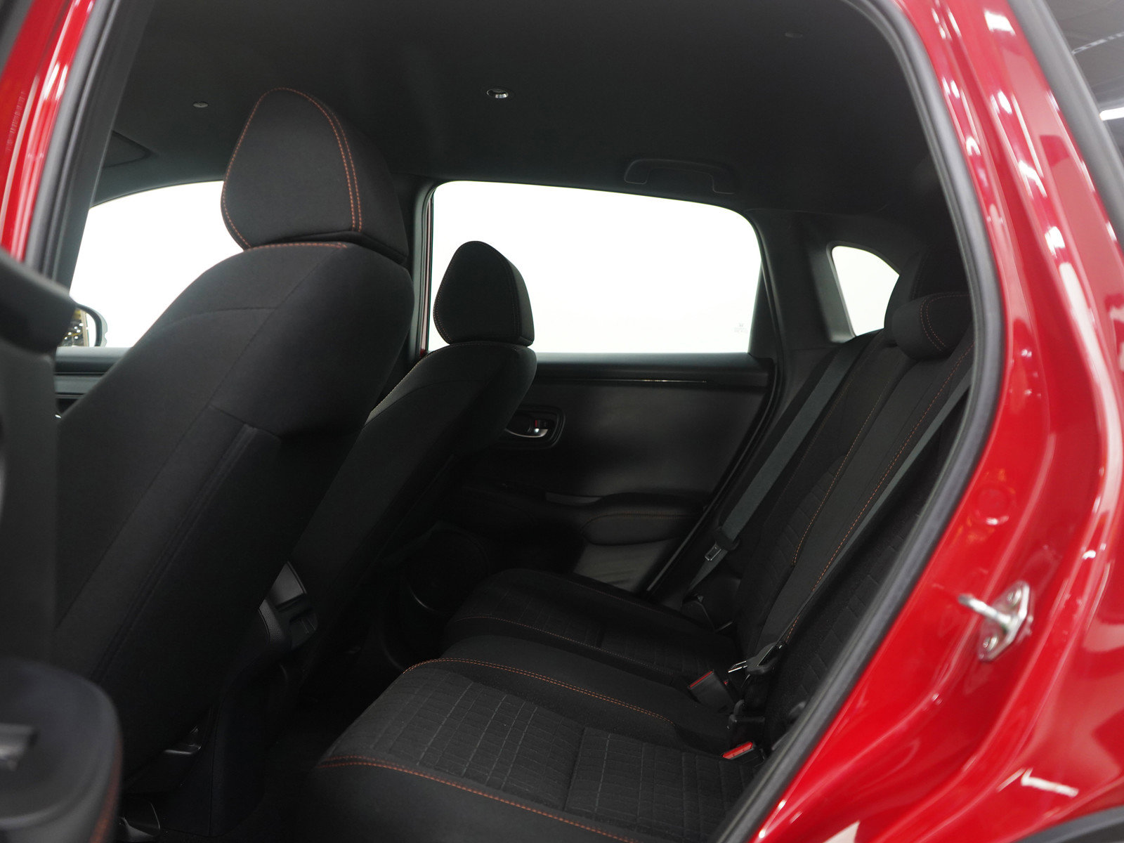 Used 2024 Honda HR-V Sport image 17
