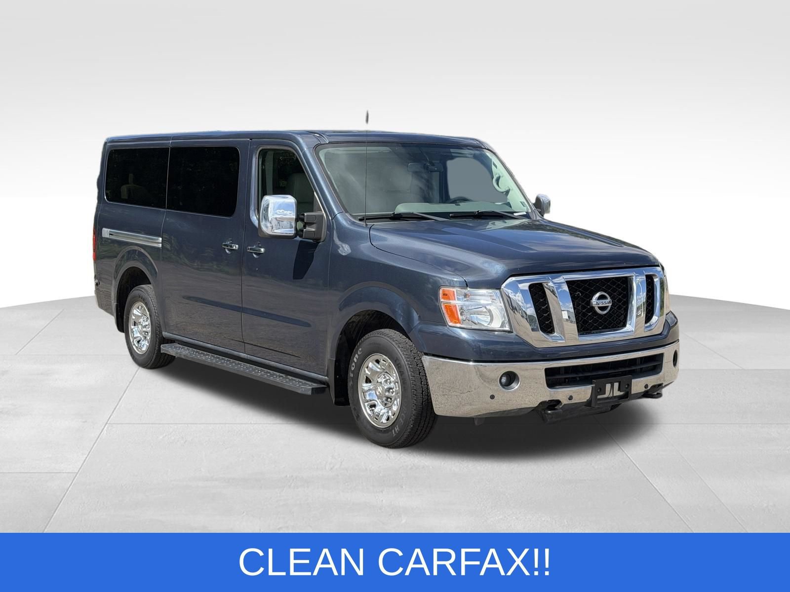 Used 2018 Nissan NV 3500 SL RWD image 12
