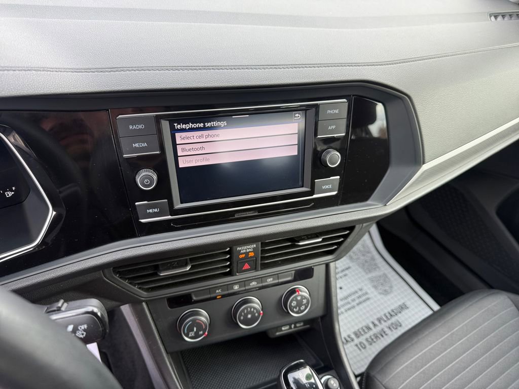 Used 2024 Volkswagen Jetta S image 29