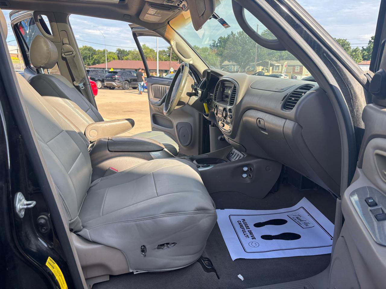 Used 2006 Toyota Sequoia Limited RWD image 6