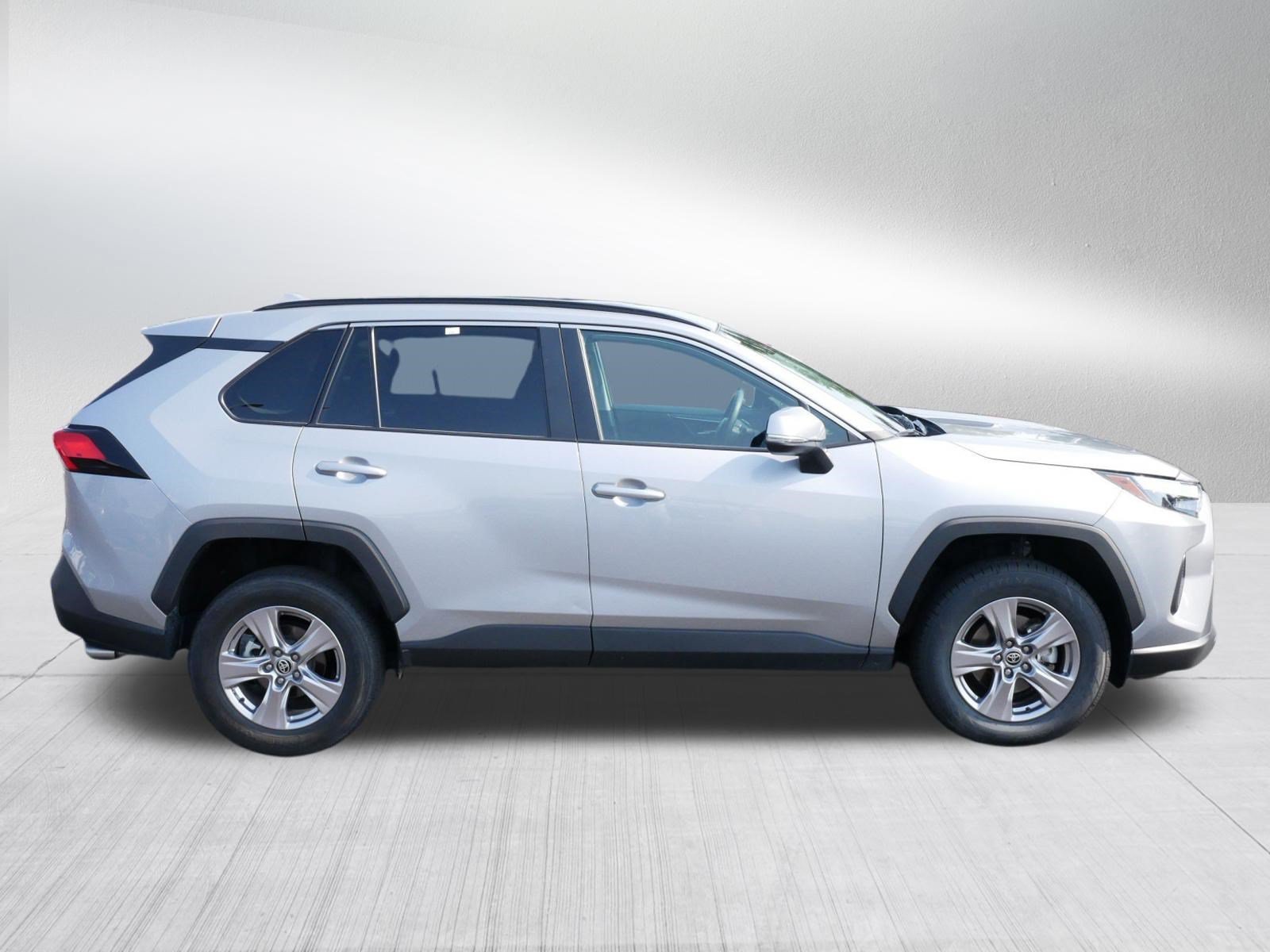 Certified 2025 Toyota RAV4 XLE AWD/4WD image 8