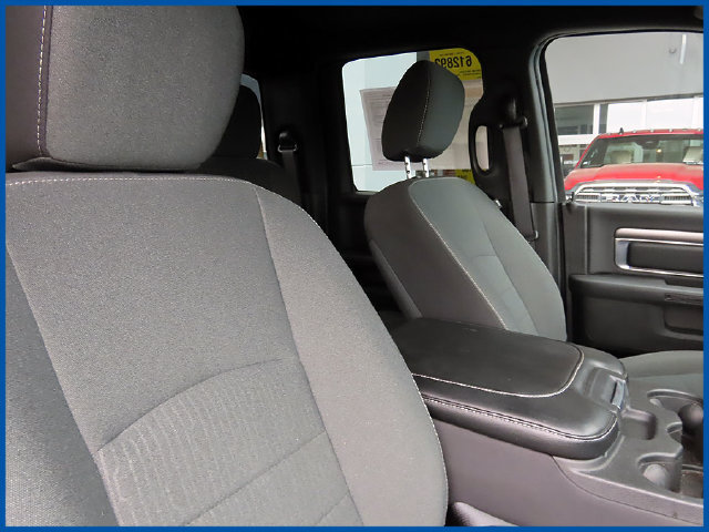 Certified 2023 RAM 1500 Warlock AWD/4WD image 9
