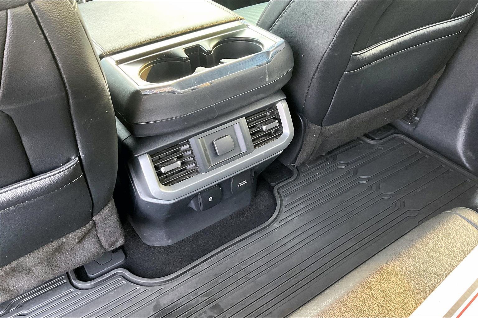 Used 2022 Ford F150 Lariat image 11